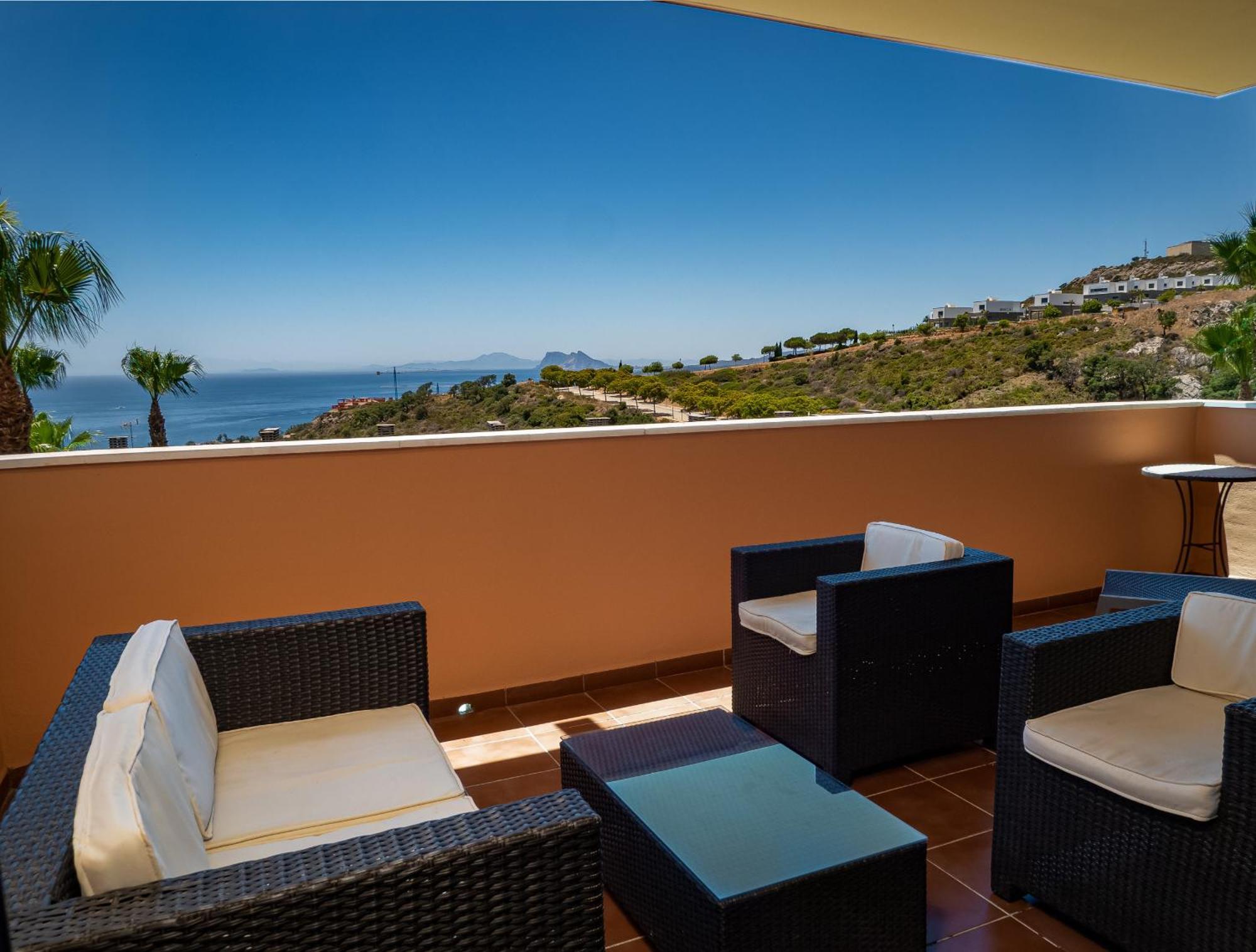 2055-Superb 2Bedrooms Apt, Gibraltar And Sea View مانيلفا المظهر الخارجي الصورة